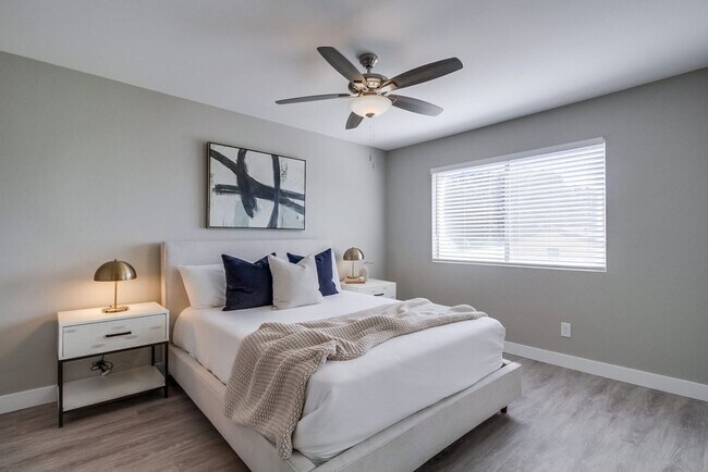 Floorplan - THE POINTE - JUST RENOVATED! Luxurious Community, W/D In Unit