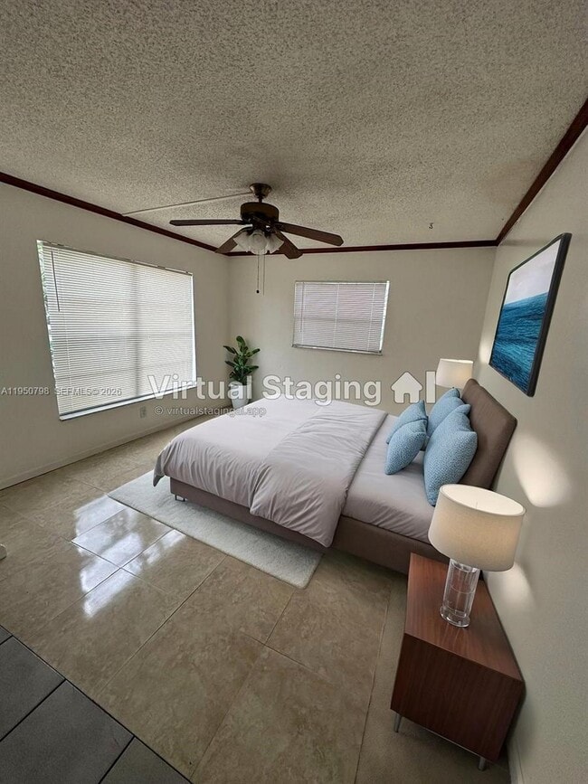 Building Photo - 6636 SW 41st St