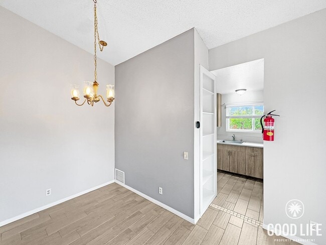 Building Photo - Renovated San Marcos Home with Fruit Trees & Large Yard