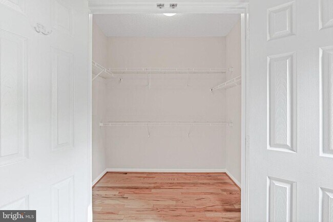 Building Photo - 14300 Rosy Ln