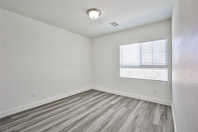 Building Photo - 6744 Philharmonic Ave