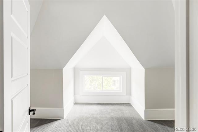 Building Photo - 3044 W 29th Ave