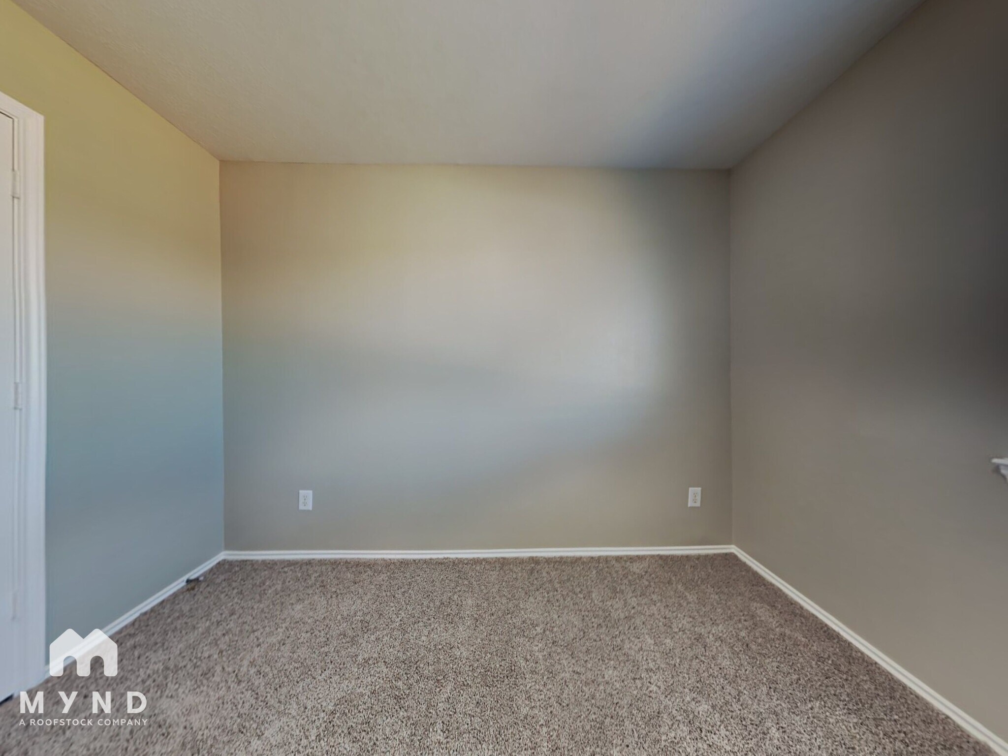 Building Photo - 9027 Farm Ridge Ln