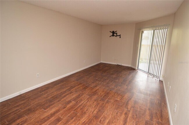 Building Photo - 8756 Mallard Reserve Dr