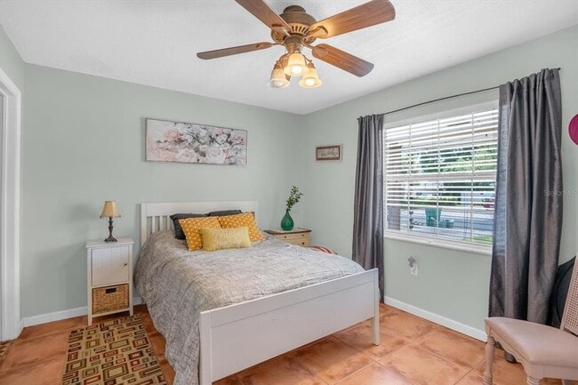 Building Photo - 739 Seminole Ave