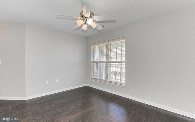 Building Photo - 5108 Donovan Dr