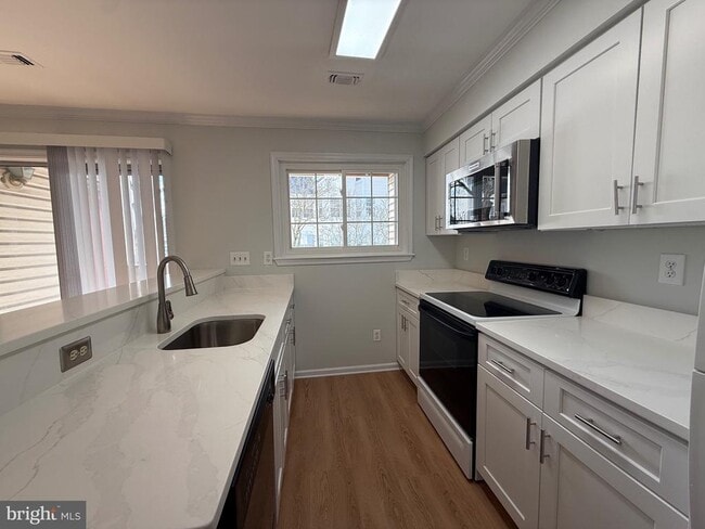 Building Photo - 7908 Crows Nest Ct