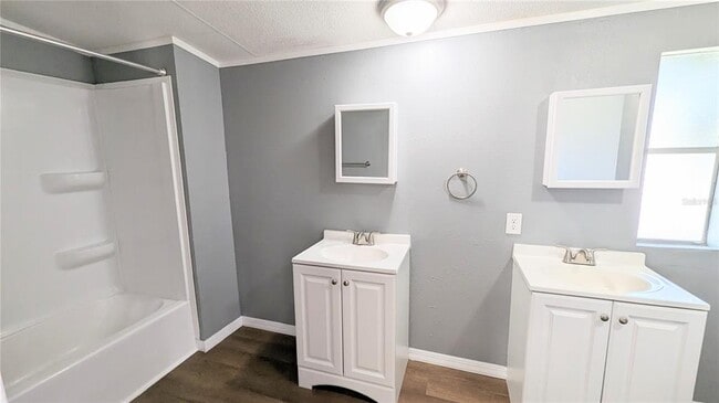 Building Photo - 6025 Old Polk City Rd