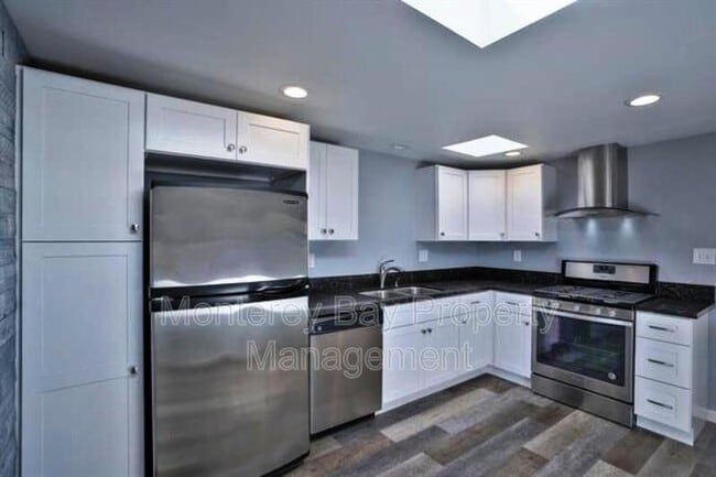 Building Photo - 1623 San Pablo Ave