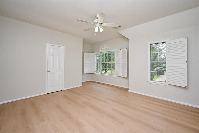 Building Photo - 22511 Bridgehaven Dr