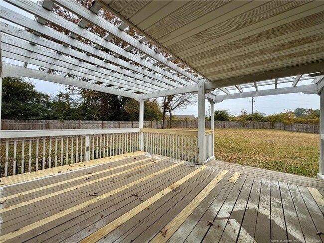 Building Photo - 1264 Bromley Dr