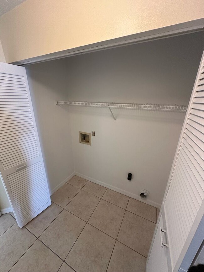 Building Photo - 2BD / 2BA SUNTREE VILLA HOME