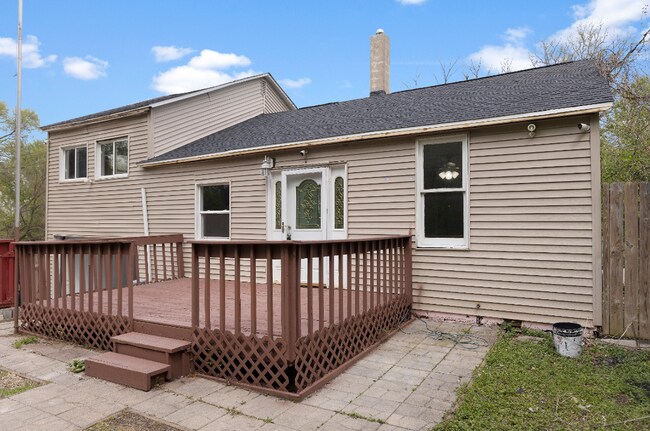 Building Photo - 901 N Horace Ave