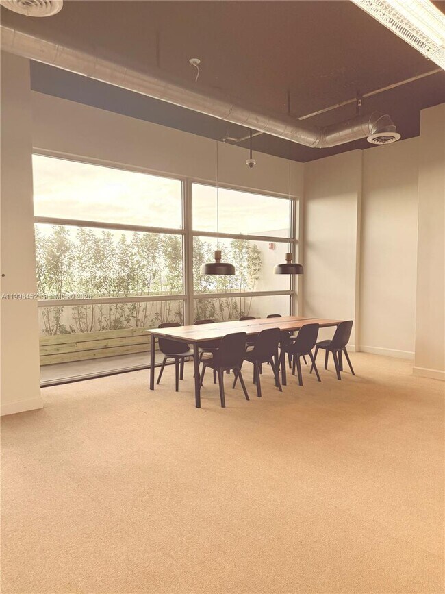 Building Photo - 36 NW 6th Ave