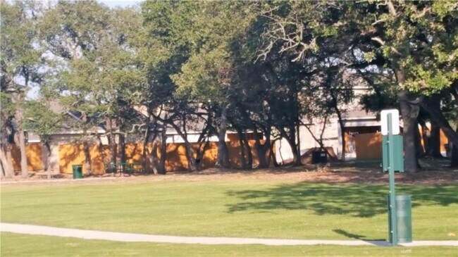Building Photo - 1509 Hamiltons Wy
