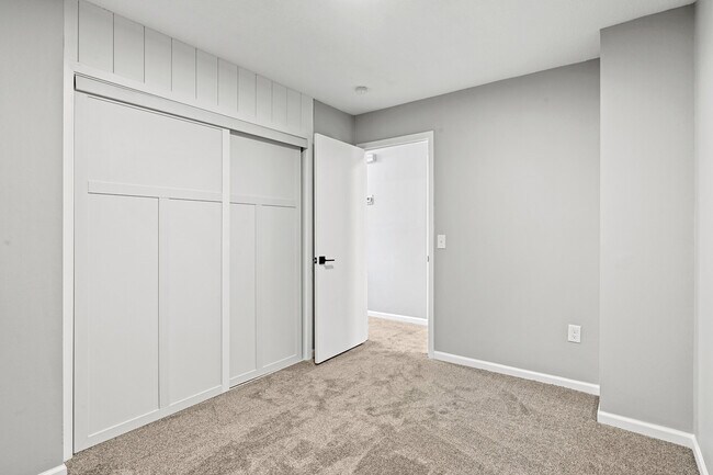 Building Photo - 16601 Eldorado St NW