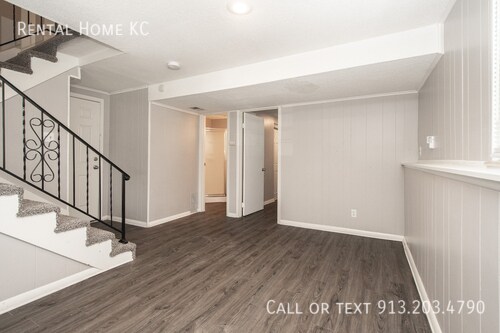 Building Photo - 9311 Switzer-