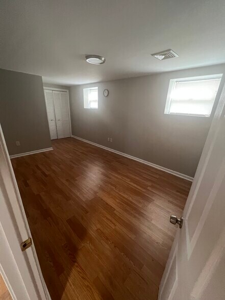 Building Photo - 21 Blakeville St
