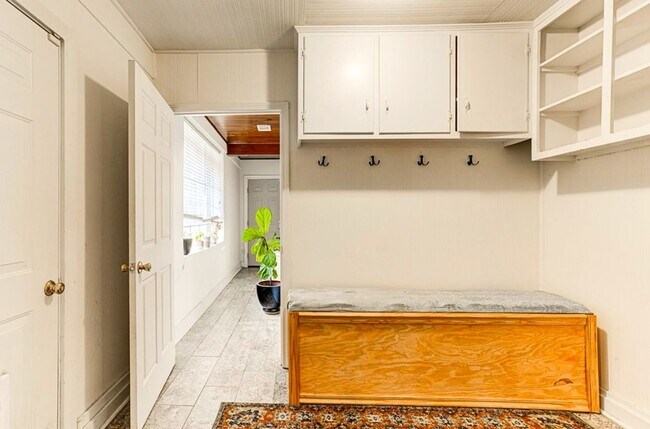 Building Photo - Gorgeous Brick 4 Bedroom Home Now Available -