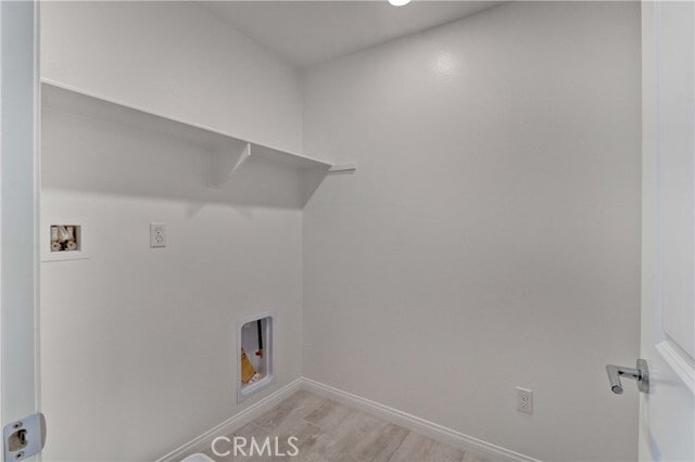 Building Photo - 130 Spectacle