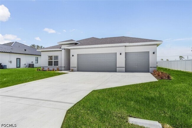 Building Photo - 434 Tropicana Parkway W