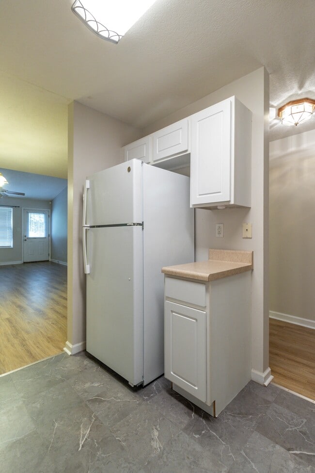 Building Photo - 3211 Misty Hill Way