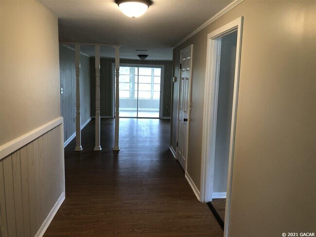 Building Photo - 24206 Doc Karelas Dr