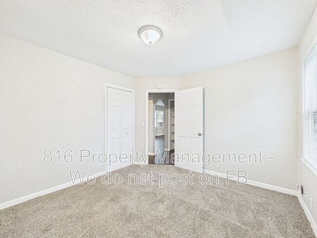 Building Photo - 7426 Indiana Ave