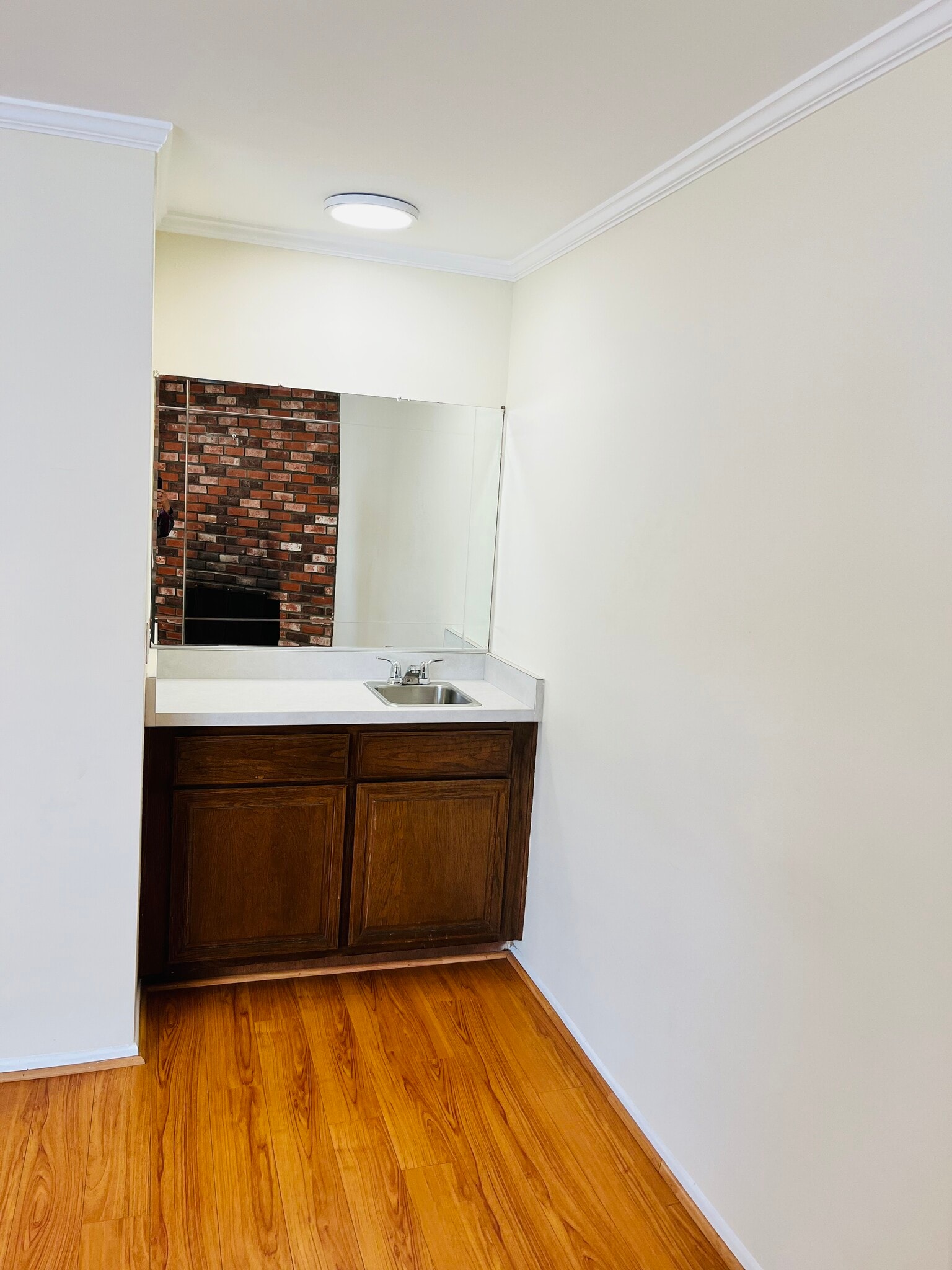 Building Photo - 12731 Pacific Ave