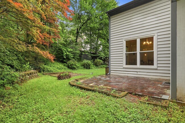 Building Photo - 1634 Brightfield Pl