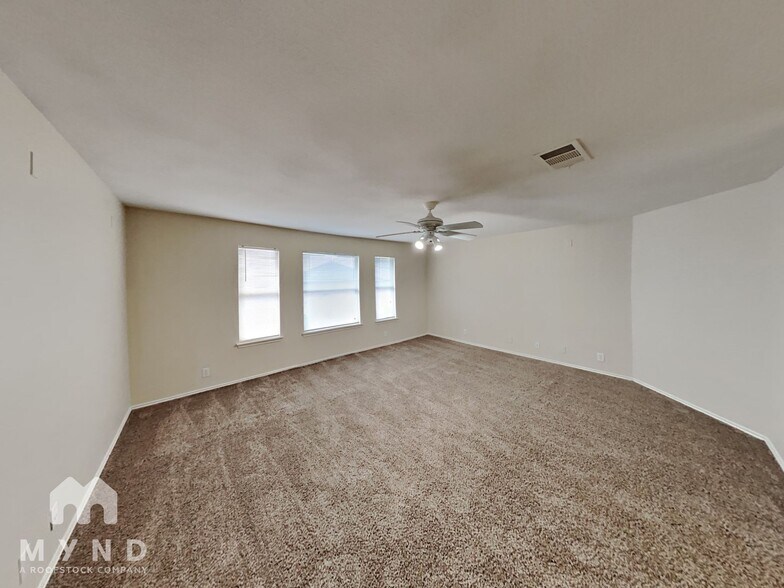 Building Photo - 8930 Wolff Vista