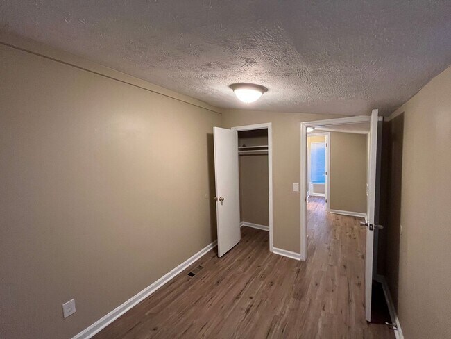 Building Photo - **UPCOMING**East Columbus 3 bedroom/2 bathroom Home for Rent***