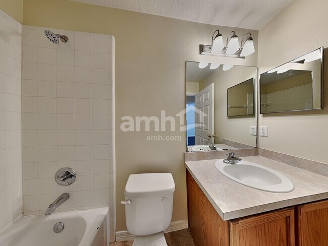 Building Photo - 1753 Sage Creek Ct
