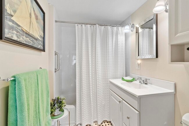 Building Photo - 34 High St