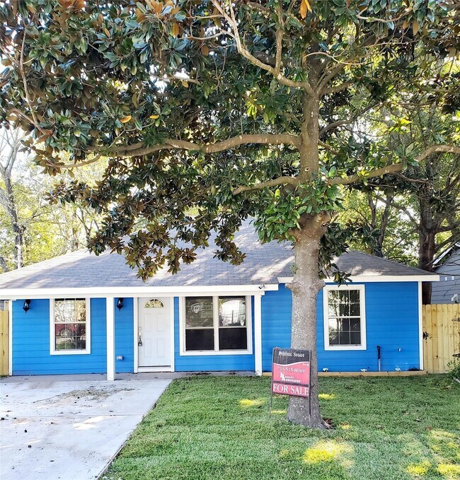 Building Photo - 6815 Sidney St