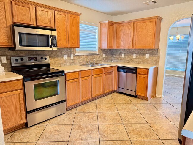 Building Photo - 4803 Donegal Bay Ct