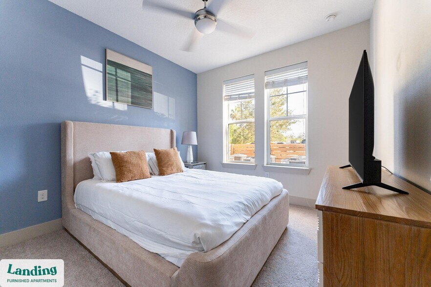 Building Photo - 655 W Marina Cove Dr