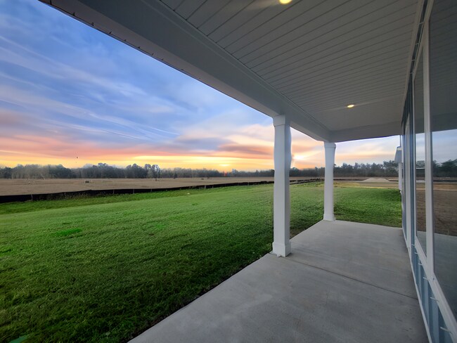 Building Photo - 3840 Casita Cir