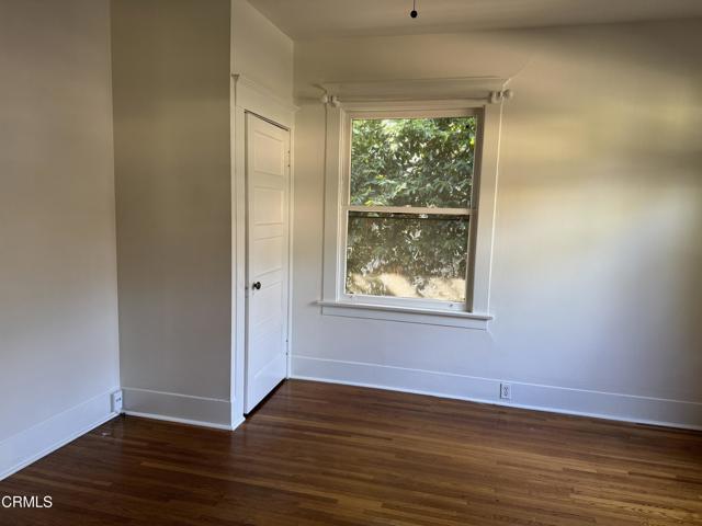 Building Photo - 548 Herbert St