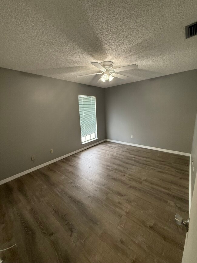 Building Photo - 3357 Yukon Cir