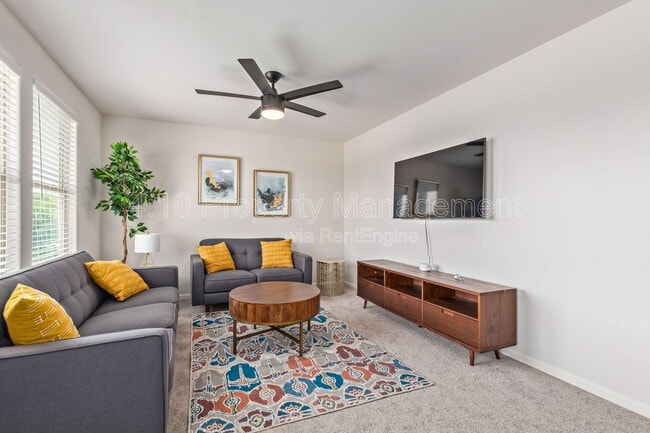 Building Photo - 45174 W Sandhill Rd