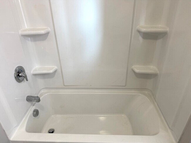 Building Photo - 130 Neal St