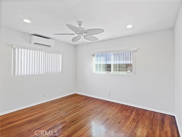 Building Photo - 4918 Tujunga Ave