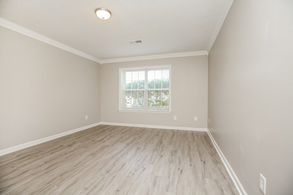 Building Photo - 1513 Mt Mitchell Ct