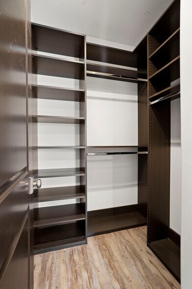 Building Photo - 11575 Lemp Ct