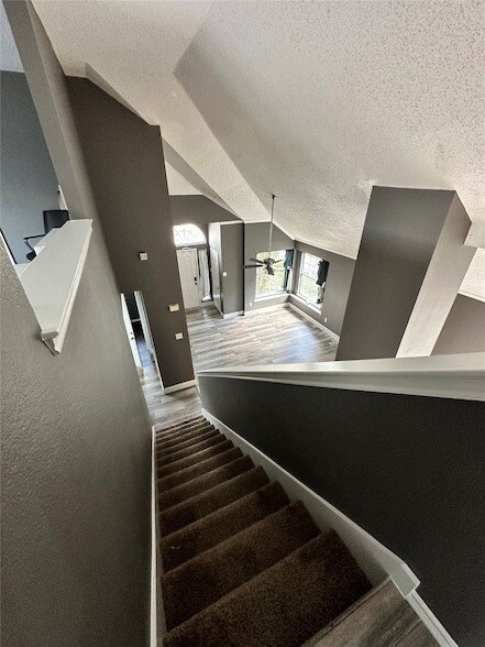 Building Photo - 5634 Indian Hill Dr
