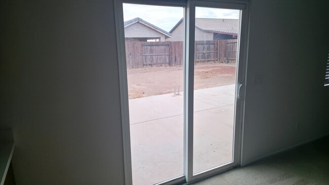 Building Photo - 316 Jackrabbit Dr