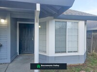 Building Photo - 6916 Shady Woods Way