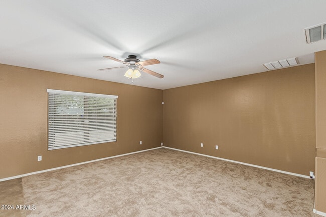 Building Photo - 1710 S 118th Dr