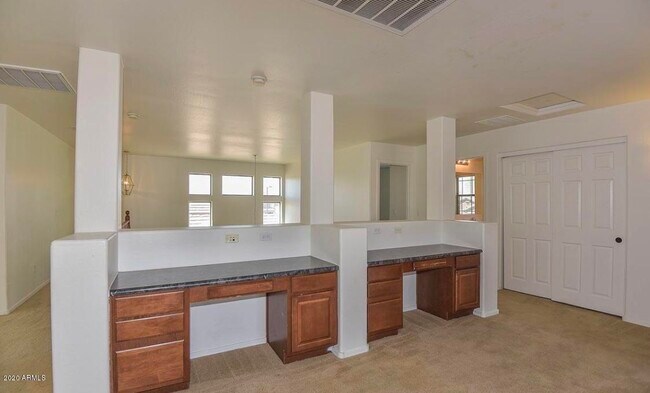 Building Photo - 11383 N 161st Ln